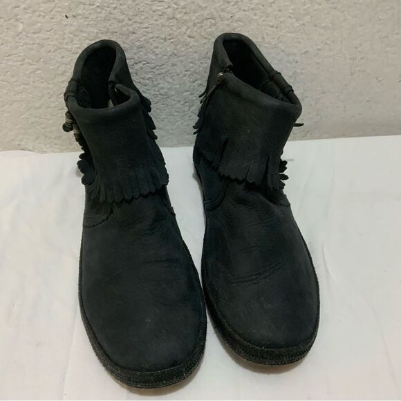 UGG Tiana Fringe Ankle Booties Leather Side Zip Casual 1005454 Womens 8 - Picture 4 of 13